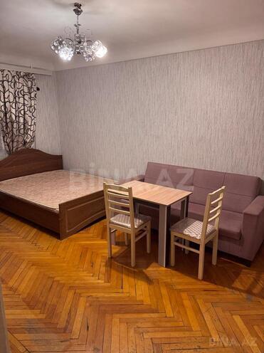 Satılır 1 otaqlı köhnə tikili 30 m², Neftçilər m., photo 1 from 8