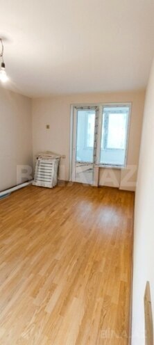 Satılır 2 otaqlı köhnə tikili 40 m², Qara Qarayev m., photo 1 from 7