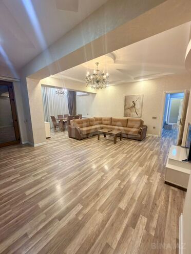 Satılır 4 otaqlı yeni tikili 185 m², Şah İsmayıl Xətai m., photo 1 from 16