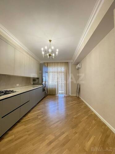 Сдаётся 3-комн. новостройка 130 м², м. Элмляр Академиясы, photo 18 from 26