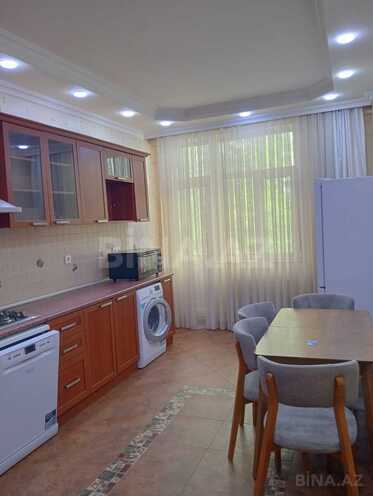 İcarəyə verilir 3 otaqlı yeni tikili 130 m², Nizami m., photo 9 from 19