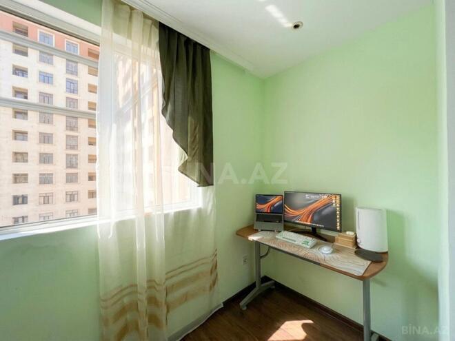 Продаётся 3-комн. вторичка 100 м², Насиминский  р., photo 8 from 19