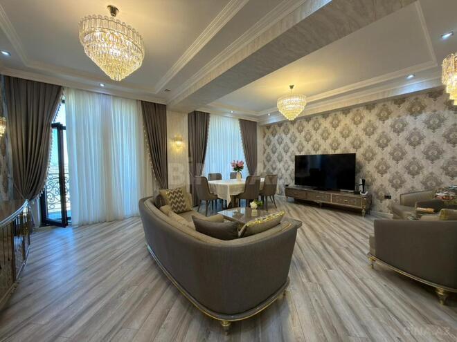 Satılır 4 otaqlı yeni tikili 190 m², Ağ şəhər q., photo 3 from 11