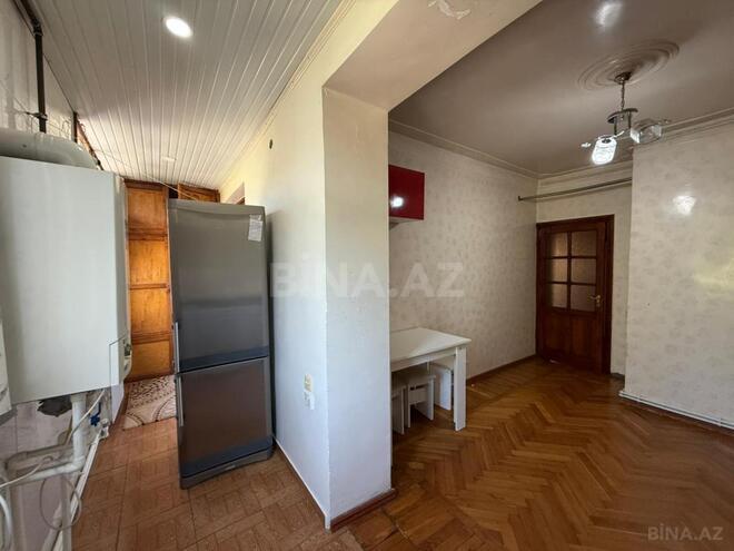 Satılır 3 otaqlı köhnə tikili 85 m², Xalqlar Dostluğu m., photo 12 from 17
