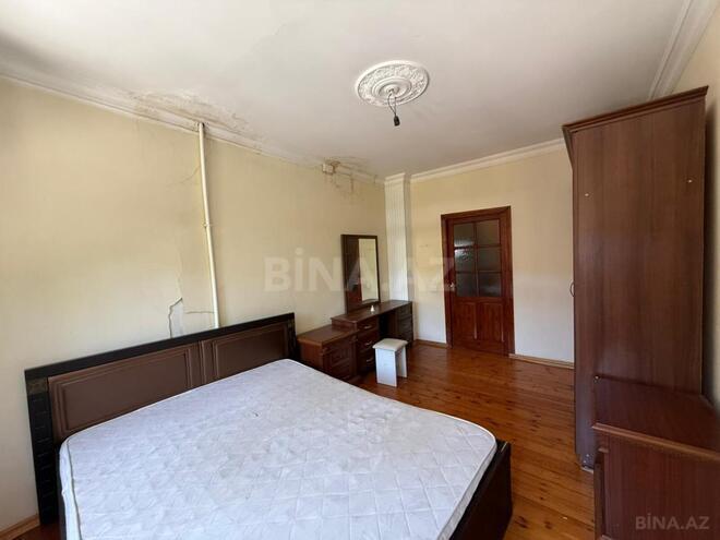 Satılır 3 otaqlı köhnə tikili 85 m², Xalqlar Dostluğu m., photo 7 from 17