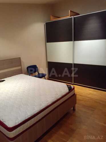 İcarəyə verilir 4 otaqlı köhnə tikili 150 m², Sahil m., photo 9 from 31