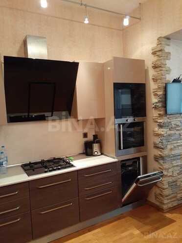 İcarəyə verilir 4 otaqlı köhnə tikili 150 m², Sahil m., photo 19 from 31