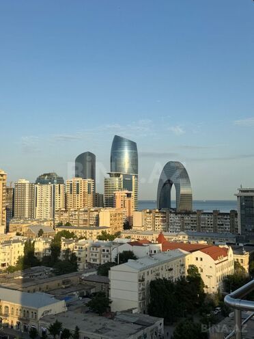 İcarəyə verilir 3 otaqlı yeni tikili 140 m², 28 May m., photo 11 from 24