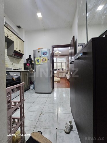 Satılır 1 otaqlı köhnə tikili 30 m², İnşaatçılar m., photo 8 from 9