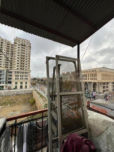Satılır 3 otaqlı köhnə tikili 90 m², Elmlər Akademiyası m., photo 18 from 26