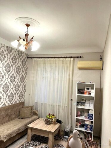 Продаётся 2-комн. вторичка 50 м², Ясамальский р., photo 1 from 9