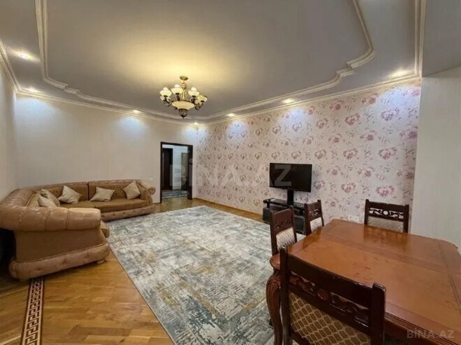 Сдаётся 4-комн. новостройка 140 м², м. Нариман Нариманов, photo 6 from 8