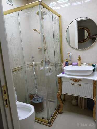 Продаётся 3-комн. вторичка 85 м², м. Низами, photo 22 from 29
