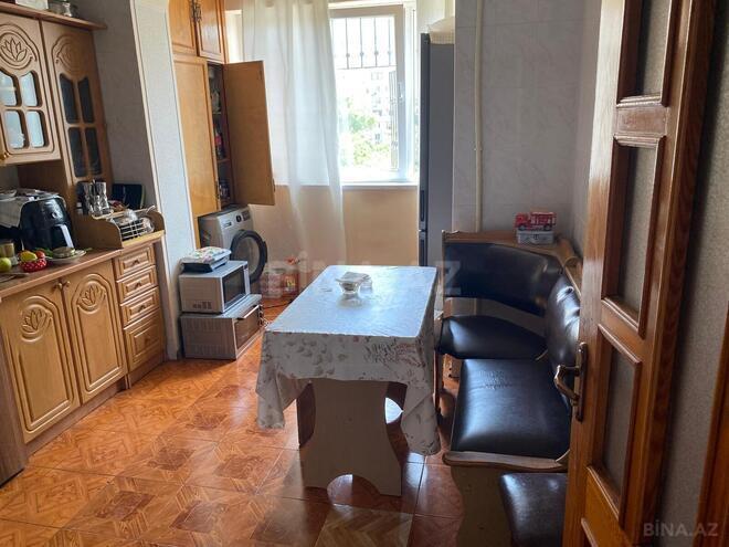Продаётся 3-комн. вторичка 80 м², Хатаинский р., photo 16 from 17