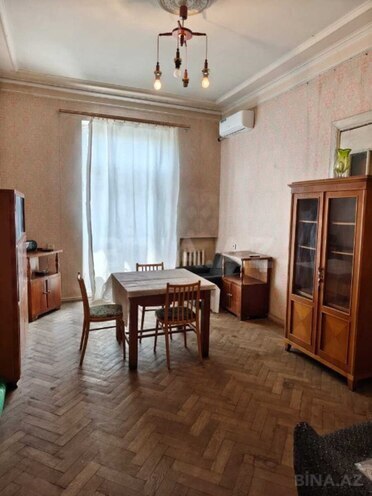 İcarəyə verilir 2 otaqlı köhnə tikili 60 m², 28 May m., photo 3 from 10