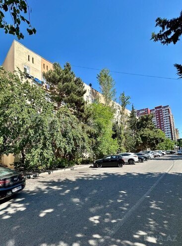 Satılır 3 otaqlı köhnə tikili 80 m², Qara Qarayev m., photo 30 from 31