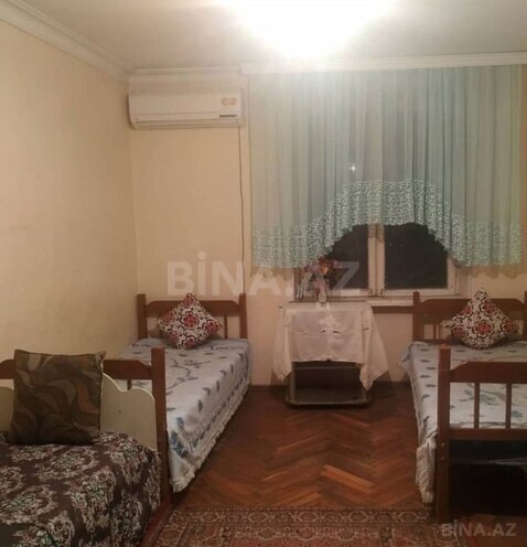 İcarəyə verilir 2 otaqlı köhnə tikili 65 m², Elmlər Akademiyası m., photo 1 from 8