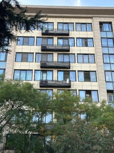 Satılır 3 otaqlı köhnə tikili 70 m², Nərimanov r., photo 1 from 11