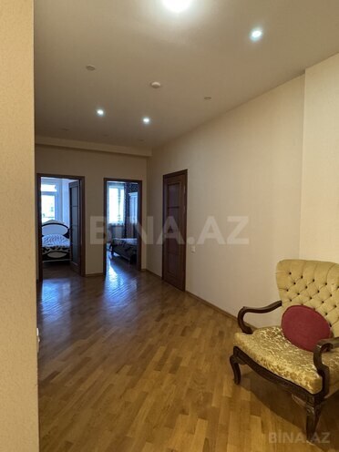 Сдаётся 3-комн. новостройка 140 м², м. Нариман Нариманов, photo 6 from 10
