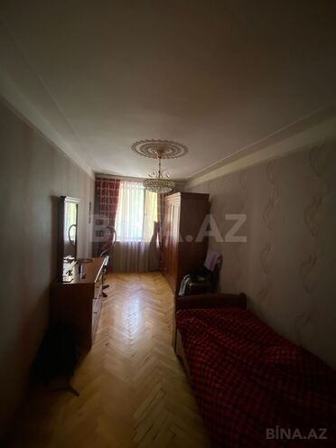 Продаётся 3-комн. вторичка 65 м², м. Иншаатчылар, photo 5 from 12