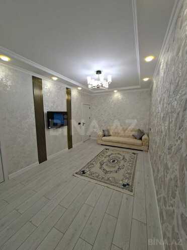Продаётся 3-комн. вторичка 65 м², м. Ази Асланов, photo 3 from 17