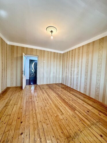 Satılır 3 otaqlı köhnə tikili 80 m², Qara Qarayev m., photo 11 from 24