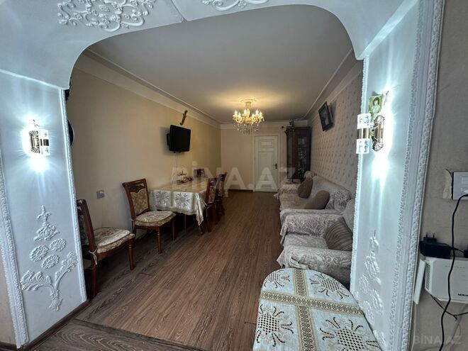 Satılır 4 otaqlı köhnə tikili 90 m², Neftçilər m., photo 1 from 17