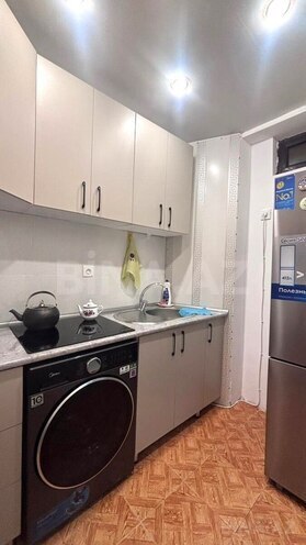Продаётся 2-комн. вторичка 45 м², м. Ази Асланов, photo 9 from 15