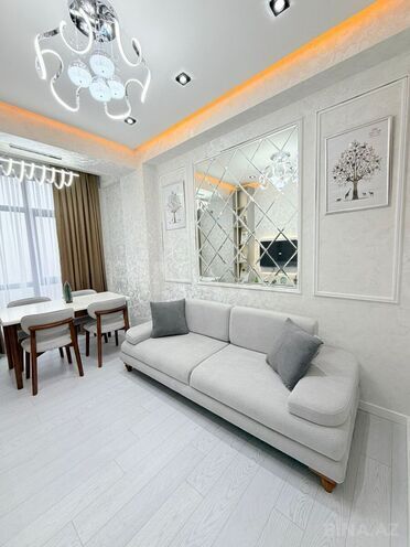 Продаётся 2-комн. новостройка 40 м², м. Кара Караев, photo 3 from 11