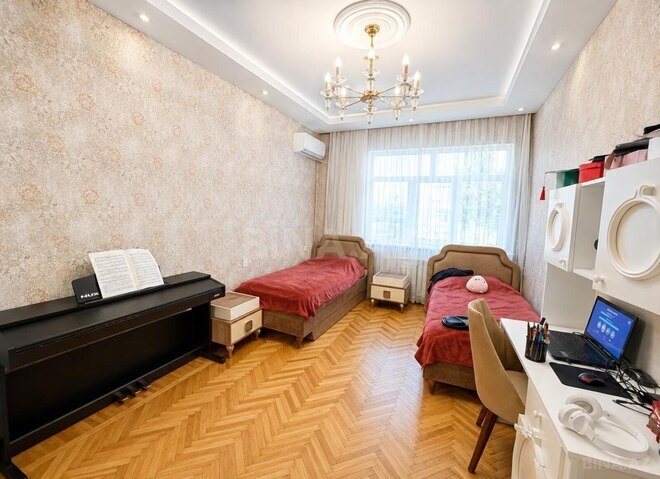 Продаётся 3-комн. вторичка 80 м², м. Азадлыг проспекти, photo 7 from 12