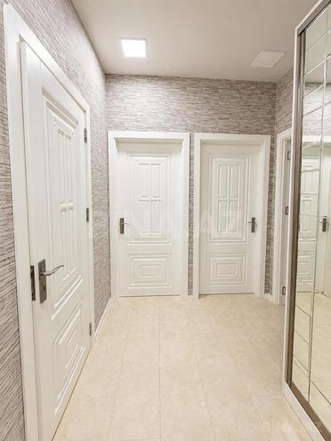 Продаётся 3-комн. вторичка 80 м², м. Азадлыг проспекти, photo 6 from 12