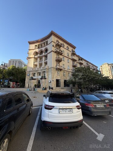 Satılır 3 otaqlı köhnə tikili 90 m², Nizami m., photo 3 from 19