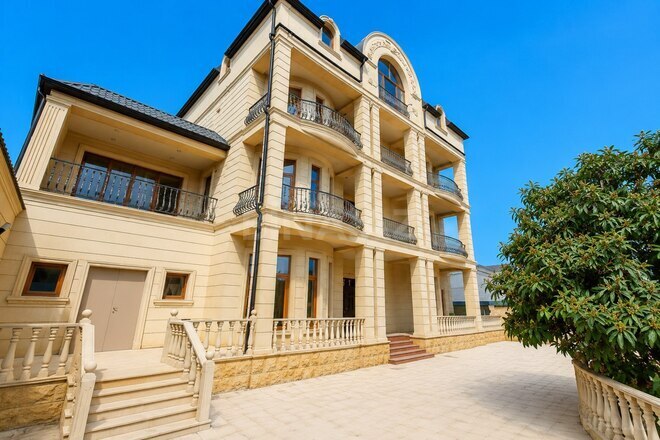 Продаётся 8-комн. дом/дача 1 150 м², пос. Бадамдар, photo 1 from 19