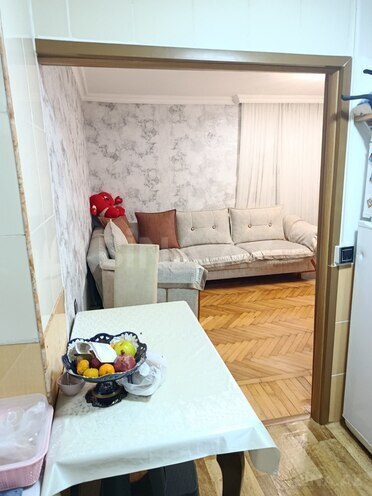 Satılır 3 otaqlı köhnə tikili 70 m², Elmlər Akademiyası m., photo 6 from 18