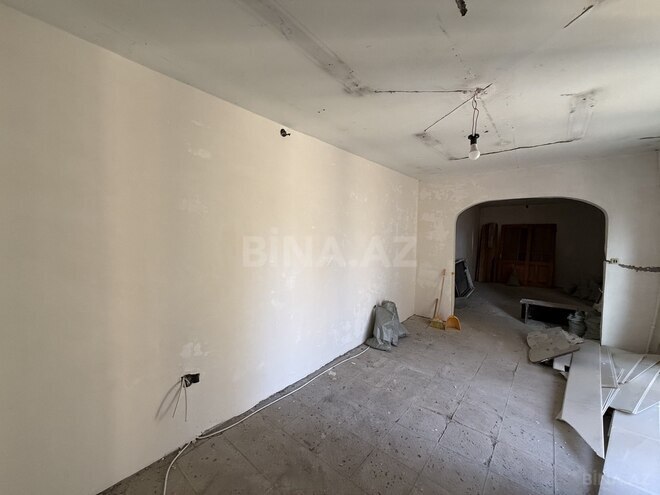 Продаётся 4-комн. вторичка 110 м², м. Нефтчиляр, photo 8 from 29