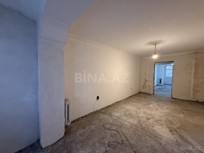 Продаётся 4-комн. вторичка 110 м², м. Нефтчиляр, photo 18 from 29