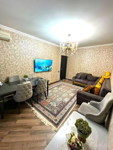 Satılır 2 otaqlı köhnə tikili 55 m², Yeni Günəşli q., photo 1 from 13