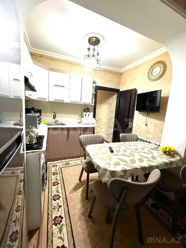 Satılır 2 otaqlı köhnə tikili 55 m², Yeni Günəşli q., photo 9 from 13