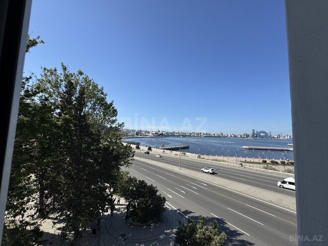 İcarəyə verilir 2 otaqlı köhnə tikili 65 m², Bayıl q., photo 12 from 15