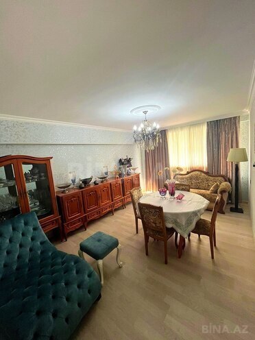 Продаётся 3-комн. вторичка 85.5 м², м. Иншаатчылар, photo 1 from 10