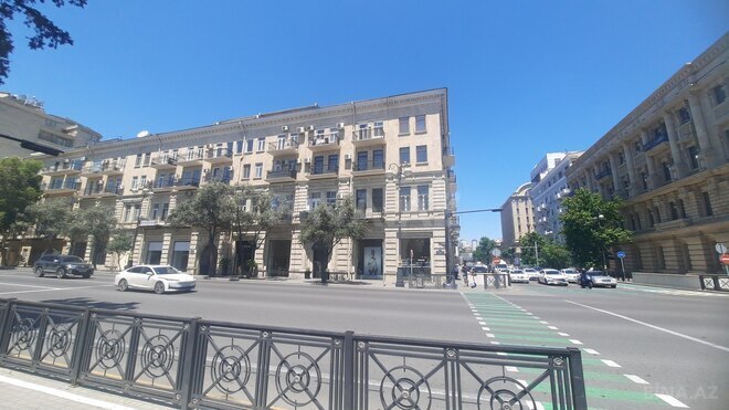 İcarəyə verilir 5 otaqlı köhnə tikili 250 m², Sahil m., photo 3 from 18