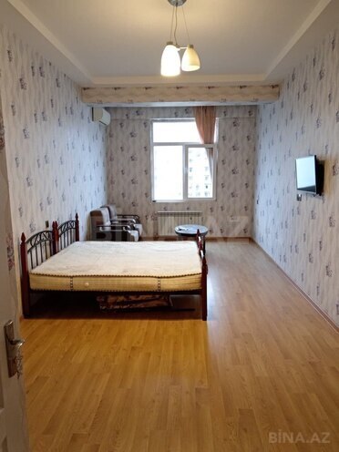 İcarəyə verilir 2 otaqlı köhnə tikili 65 m², Nərimanov r., photo 3 from 8