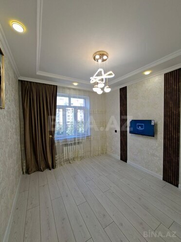 Продаётся 3-комн. вторичка 60 м², м. Ази Асланов, photo 1 from 21
