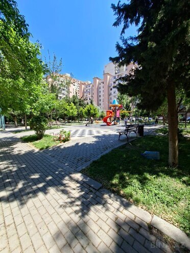 Продаётся 3-комн. вторичка 60 м², м. Ази Асланов, photo 20 from 21