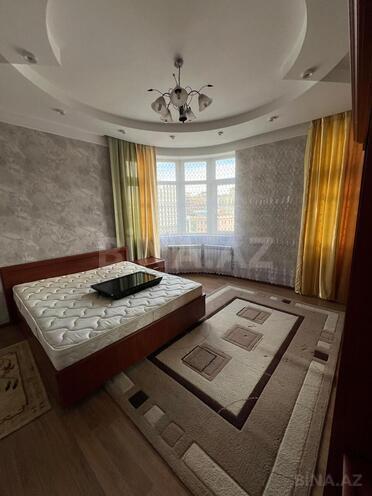 Сдаётся 3-комн. новостройка 145 м², м. 8 ноября, photo 14 from 16