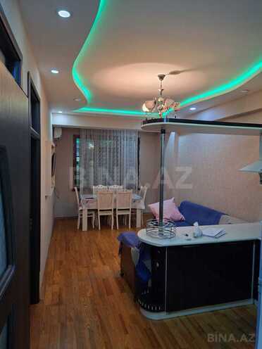 Сдаётся 3-комн. новостройка 65 м², Абшеронcкий  р., photo 1 from 14