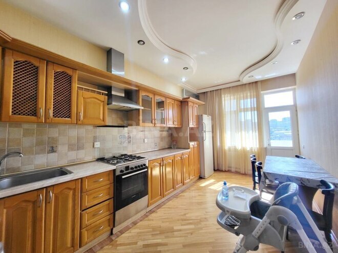 İcarəyə verilir 3 otaqlı yeni tikili 140 m², Nizami m., photo 10 from 24