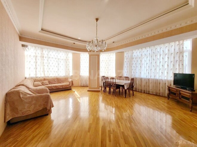 İcarəyə verilir 3 otaqlı yeni tikili 140 m², Nizami m., photo 4 from 24
