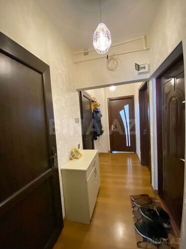 Продаётся 2-комн. вторичка 65 м², м. Ази Асланов, photo 22 from 23