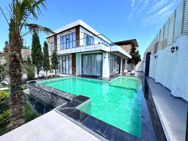 Продаётся 6-комн. дом/дача 360 м², пос. Шувеляны, photo 1 from 24